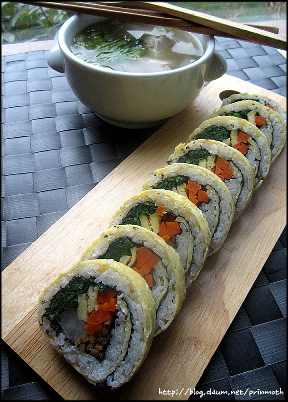 유부김밥 이미지