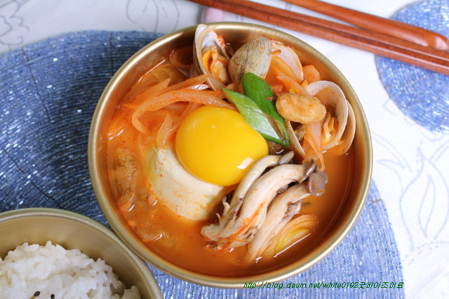 맛있다고 난리~<얼큰한 짬뽕순두부>