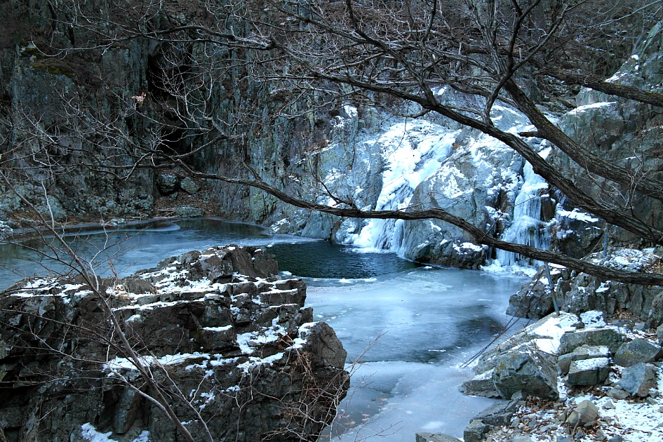 2012년12월9일=포항 내연산(문수봉.삼지봉)