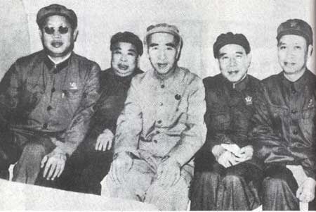 이작붕(李作鵬): 사람은 가고, 수수께끼는 남고...