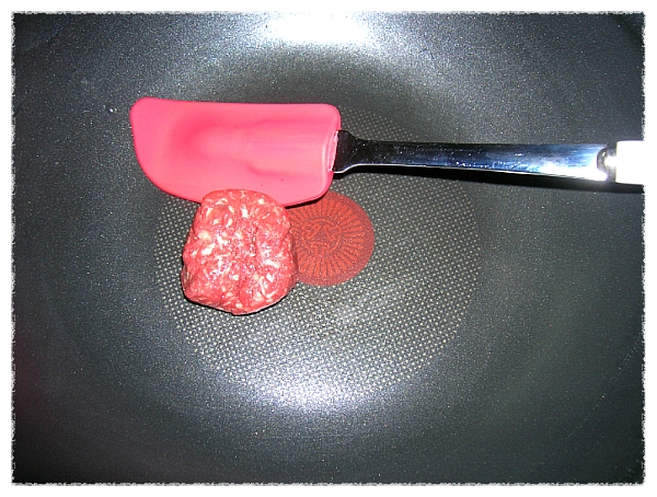 J&C글로벌- 실리콘 주걱으로 이유식 만들기