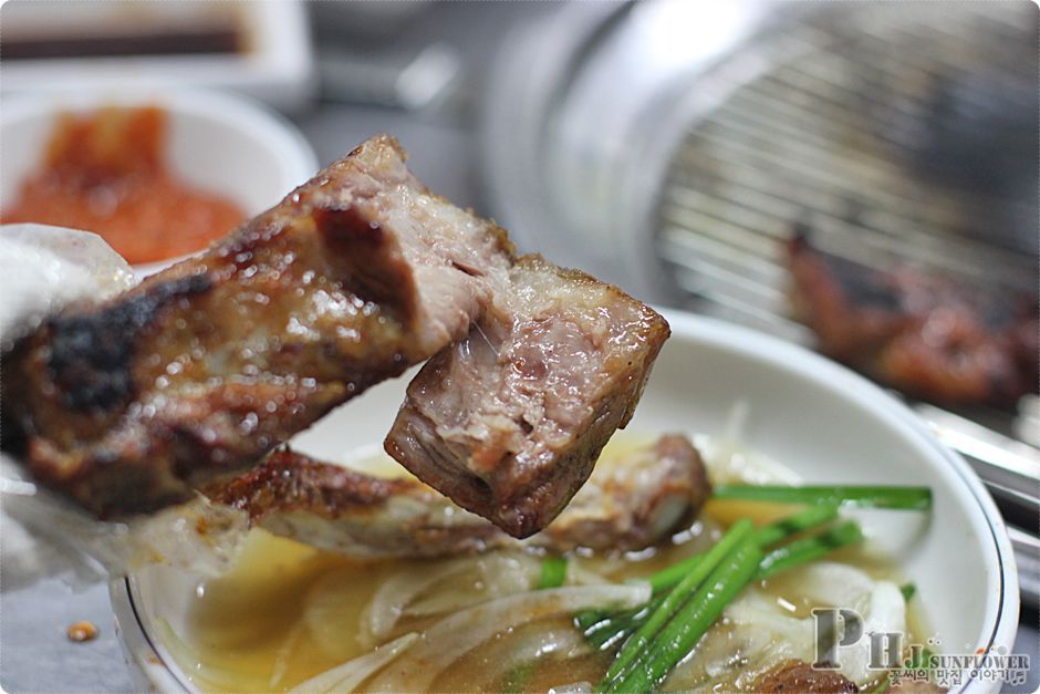 신당맛집/중구맛집-연탄불에 구워 더욱더 맛있는 등갈비의 맛집을 가보니..-연탄창고