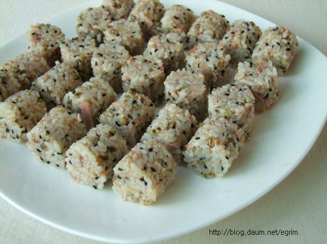 돌돌말이김밥 이미지