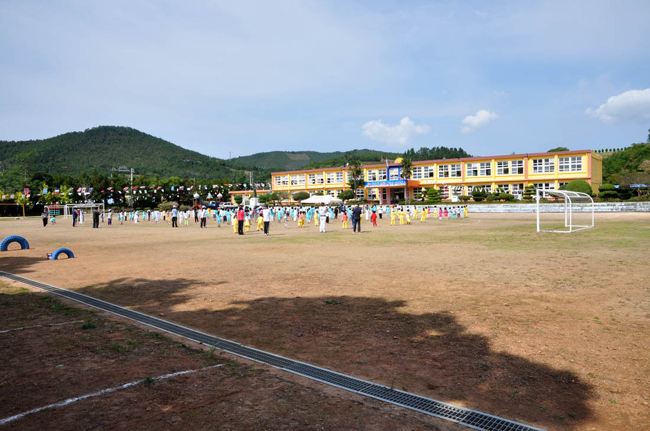 신지동초등학교 이미지