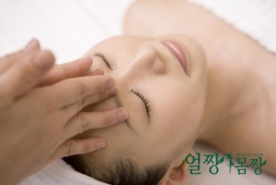 목동얼굴축소 피부에 좋은 은행!