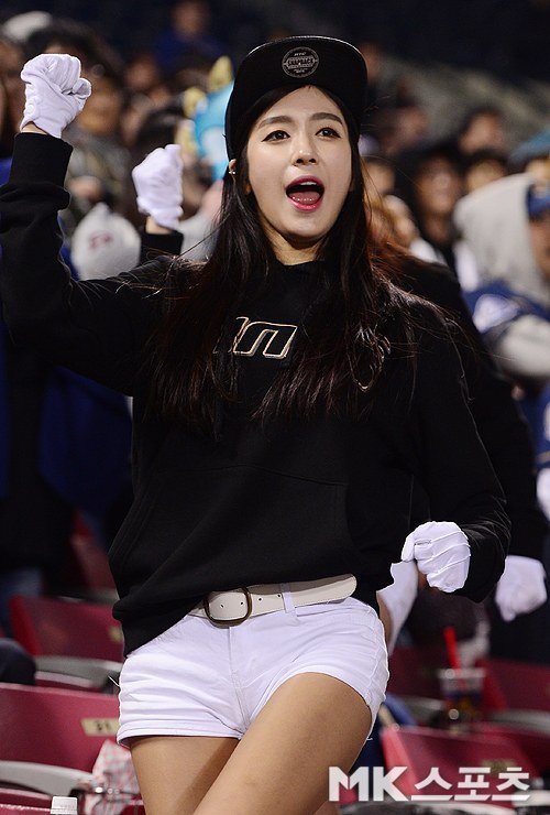 김연정