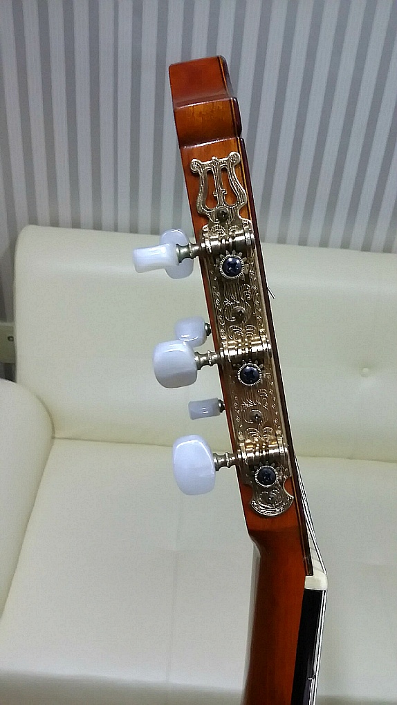 2517603954D626FE0D8FFA src