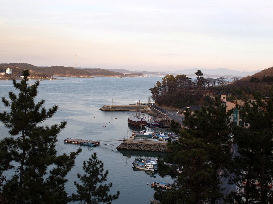 남해1박2일여행 마지막코스 평산2리마을과 남해대교.