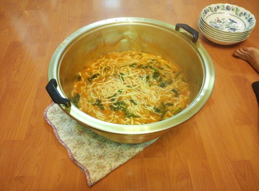 동네칼국수 이미지