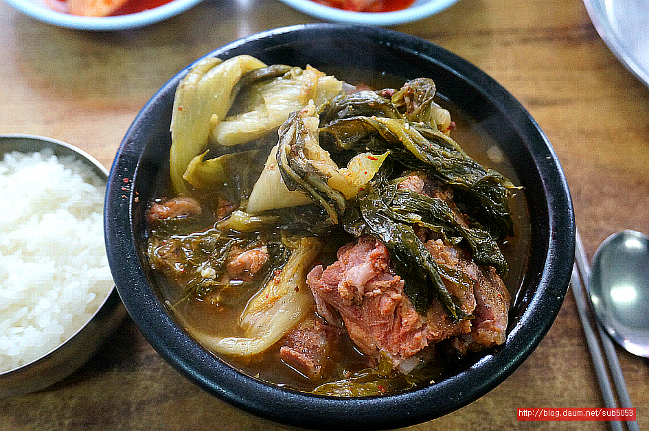 (망원동 맛집)30년 전통의 뼈해장국 맛집 - 망원동 지역 추천맛집 일등 식당 후기