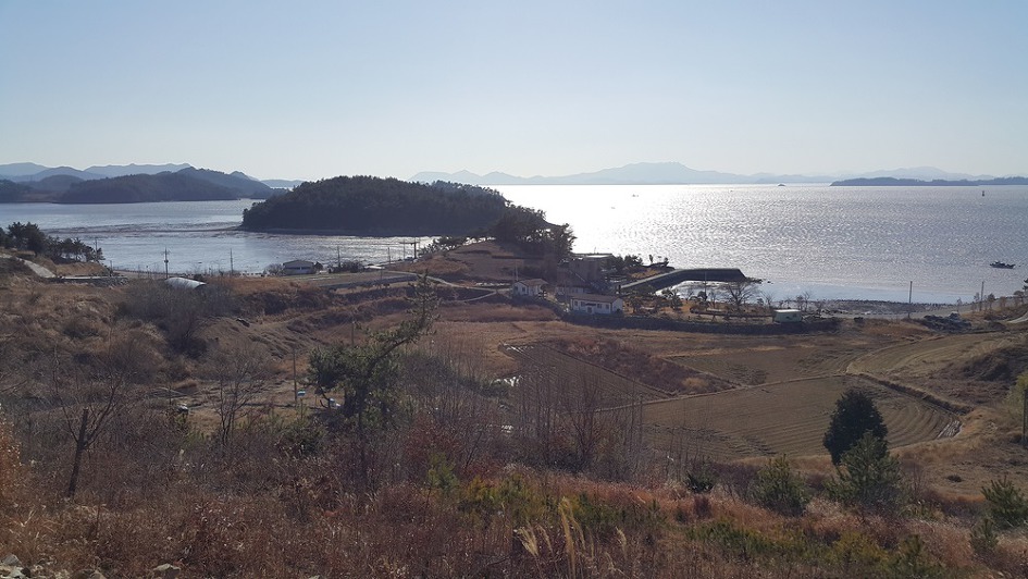 전망좋은곳에서 커피를 마실수있는 특권 여수 ( 산토리니) 커피숖 ,,,