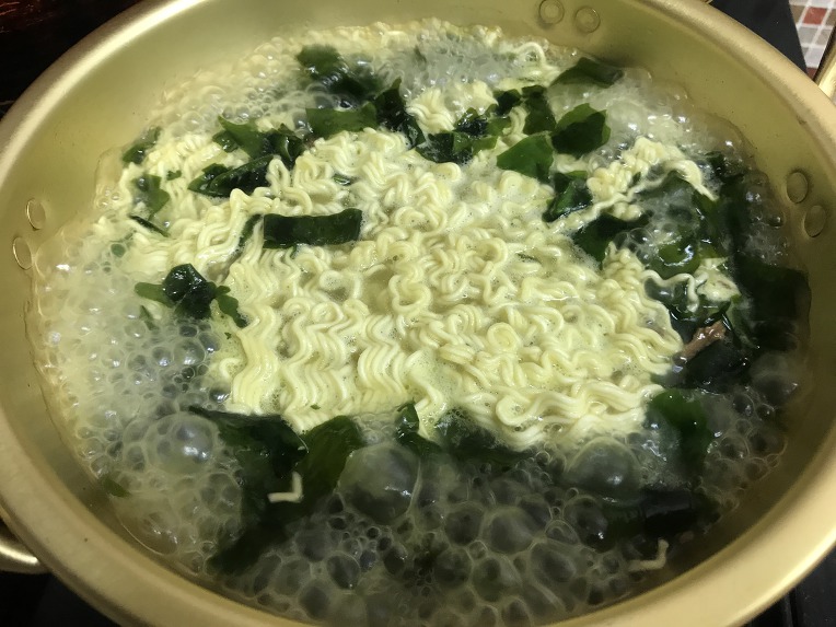 오뚜기 미역국라면