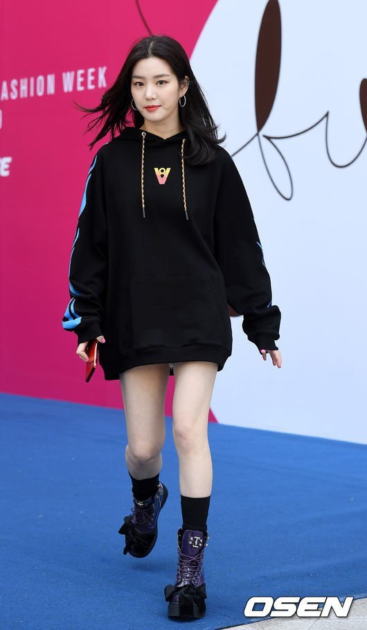 이유비