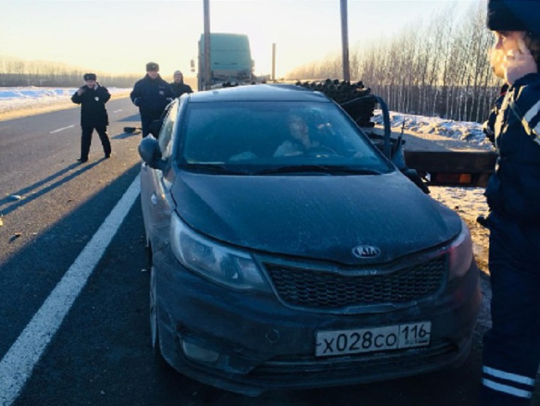 러시아 타타르스탄 모스크바-우파 고속도로의 교통사고- Russia Tatarstan on the Moscow -Ufa highway traffic accident